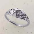 Anillo de plata vintage con grabado floral y patrones de hojas en banda ancha mujer - US 5 / Oro blanco