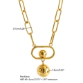 Dettaglio della collana d'oro con catena a graffetta e dimensioni del pendente - Collana / Oro