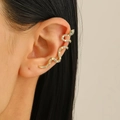 Ear cuff a serpente dorato con cristalli bianchi e occhi in pietra verde brillante - Clip da orecchio a serpente con occhi verdi (orecchio sinistro) (0921) / Oro 14K