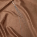 Gancho de oreja largo de plata con borlas, pedrería y perlas sobre seda marrón - Ear cuff de perlas con borla larga / Gancho de oreja plateado