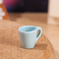Miniatur hellblaue Keramiktasse für Puppenhaus DIY und Mikro-Landschaft Dekoration - Mini-Becher / Blau