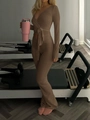 Completo yoga da donna marrone in due pezzi con top a maniche lunghe e pantaloni a zampa - S / Marrone