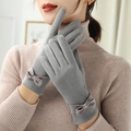 Elegant grey thermal touch screen gloves for women with a decorative wrist bow - One Size / Gray