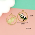 Ciondolo panda e bambù in lega dorata con diametro di 25 mm e peso di 1,7 g - 6 Panda che Tiene il Bambù nel Cerchio
