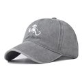 Berretto da baseball in cotone grigio lavato con ricamo a scorpione bianco stile vintage - Regolabile / Scorpione Grigio