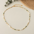 Collana di perle e pietre naturali colorate su tessuto bohémien con catena dorata lucida - XL-269 Perline di perle multicolore