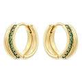 Detalle de pendientes de aro dorados con circonitas verdes engastadas en fondo blanco - Dorado Circonita Verde