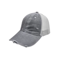 Vue latérale détaillée d'une casquette vintage délavée avec filet et visière usée - Réglable / Gris
