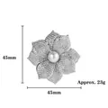 Eleganter 45mm Blumenanstecker mit Zirkonia-Blütenblättern und zentraler Süßwasserperle - Süßwasserperle Blumenbrosche (XX0178)