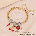 Roestvrijstalen schakelarmband met rode aardbei- en kershangers in gouden afwerking - Chili Kers Aardbei Mix Stijl (B638-4)