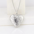 Polished stainless steel heart locket necklace with vintage floral engraving - Plant Pattern Heart/Steel