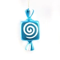 Addobbo natalizio a caramella celeste con motivo a spirale glitterata bianca e cordino oro - Blu