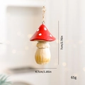 Ornamento natalizio a fungo rosso con pois bianchi e corda di canapa, 7x4,7 cm, 65 g - Fungo Appuntito (Stile A)
