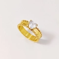 Detail shot of heart-shaped zircon stone on gold titanium steel ring with textured band - US 6 / Heart Rhinestone Style / Gold (B410)