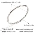 Detailansicht des silbernen Bambusknoten-Armbands aus wasserfestem Edelstahlgewebe - Silberner Stil (YYBL023369-P)