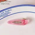 Pinza para el pelo de melocotón en resina rosa con hoja verde y clip de metal - Horquilla de melocotón transparente