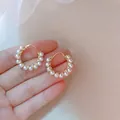 Eleganti orecchini a cerchio dorati con dieci perle per uno stile di gioielleria vintage - Oro/Perla Bianca