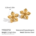 Detailed view of 3.25cm gold flower earrings in stainless steel with size and weight specs - Gold (YYE023752)