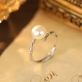 Bague élégante en argent S925 style bambou avec perle blanche et ouverture réglable - Ouvert Réglable / Or Blanc