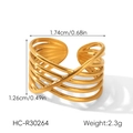 Vue détaillée de la bague tressée dorée avec dimensions et spécifications de poids - US 7 / Style de ligne croisée multicouche dorée (HC-R30264)