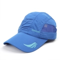 Blaue schnelltrocknende Baseballkappe mit lila Netz und seitlichem DINGMEI-Text - Verstellbar / Blau