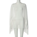 Transparante witte chiffon poncho top met een losse pasvorm en luchtig mesh-materiaal - S / Wit