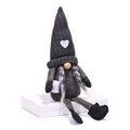 Gnome de Noël nordique avec bonnet gris à cœur et longues tresses sur socle blanc - Style Femme / gris foncé