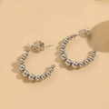 Orecchini a C in argento minimalisti con sfere metalliche in gradazione - Perline a Forma di C Acciaio