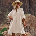 Vestido polo suelto de algodón y lino beige con cuello en V y dobladillo ondulado - S / Albaricoque