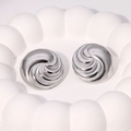 Geometrische Spiralohrstecker für Damen aus poliertem Edelstahl in Silber - Stahlfarbe