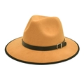 Dettaglio cappello in lana con bordo nero e cinturino in pelle con fibbia d'argento - M (56-58cm) / Cammello