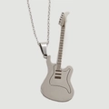 Detalle de un colgante de guitarra eléctrica plateado hecho de acero de titanio duradero - Plateado