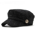 Detailansicht der schwarzen Tweed-Bäckermütze mit goldener Taste und schimmerndem Metallgarn - M (56-58cm) / Schwarz