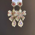 Detailed close-up of vintage flower tassel earrings with pink stones and white pearls - 28# Gold-Pink-Bow Pearl Water Drop (925 Sterling Silver Earring Post)
