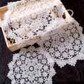 White round lace crochet placemats with floral patterns for table decoration - Balloon Flower
