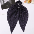 Detalle de coletero morado de Halloween con estampados de murciélagos y telarañas - Murciélago Púrpura Oscuro