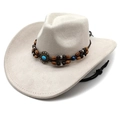 Détail d'un chapeau de cowboy crème avec bandeau en perles ethniques et décor turquoise - M (56-58cm) / Beige