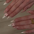 Uñas postizas stiletto cortas con lazos rosas, cintas y detalles florales 3D blancos - Estilo de Lazo Francés Rosa Blanco (JP4230)