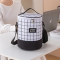 Borsa termica per il pranzo a quadretti bianchi e neri con tracolla regolabile - Nero