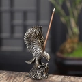 Handgefertigter Adler-Räucherstäbchenhalter aus Messing für die stilvolle Dekoration - Vintage Adler / Räucherstäbchen-Stil / Bronze