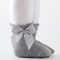 Hellgraue Baumwoll-Babysocken mit großer Schleife und gewelltem Rippstrick-Bündchen - Grau / S (Sohlenlänge 9-11CM)