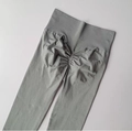 High-waisted scrunch butt yoga leggings in mid-grey with wide ribbed support waistband - Light Gray