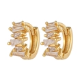 Pendientes huggie dorados con circonitas de talla baguette para mujer - Aro Dorado con Pavé Baguette (E489)
