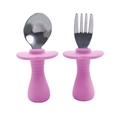 Rosa Baby Fütterungsset aus Silikon mit Edelstahl Gabel und Löffel inklusive Sicherheitsschutz - Einfaches Edelstahl Gabel und Löffel Set / Rosa