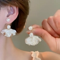 Elegant floral cluster earrings with pearls and zircon on minimalist silver studs - 52# White 3D Flower With Pearl (HE15735)