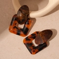 Retro resin geometric earrings with amber tortoise shell pattern in square shape - Maillard Brown Resin Geometric Style (925 Silver Pin)