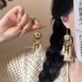 Boucles d'oreilles bohèmes avec feuilles dorées et pompons en coton crème - Or rétro-Pompon blanc crème(16#)