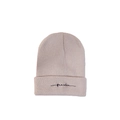 Détail du bonnet en maille rose pâle avec broderie freedom noire sur le bord replié - M (56-58cm) / Poche zippée