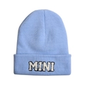 Bonnet en maille bleu clair avec broderie MAMA sur le bord à revers pour femme - Style MINI / Bleu ciel