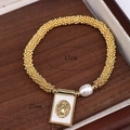 Pulsera de cuentas doradas con perla blanca y colgante religioso, largo de 17 cm - Estilo 4
